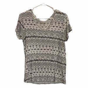 4 for $20//Tribal Print White Top